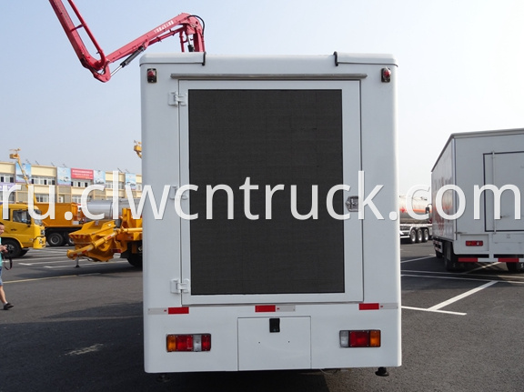 LED Board Truck 3